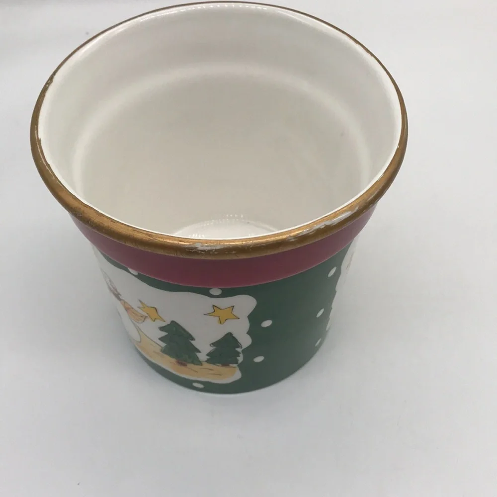 Ceramic Christmas Scene Glazed & Hand Painted Pot/Planter - Picture 6 of 7